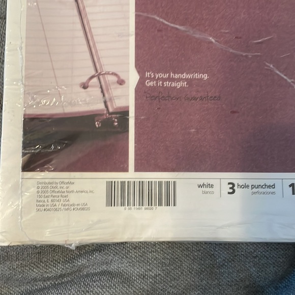 OfficeMax College-Ruled Fillerpaper - Picture 2 of 6